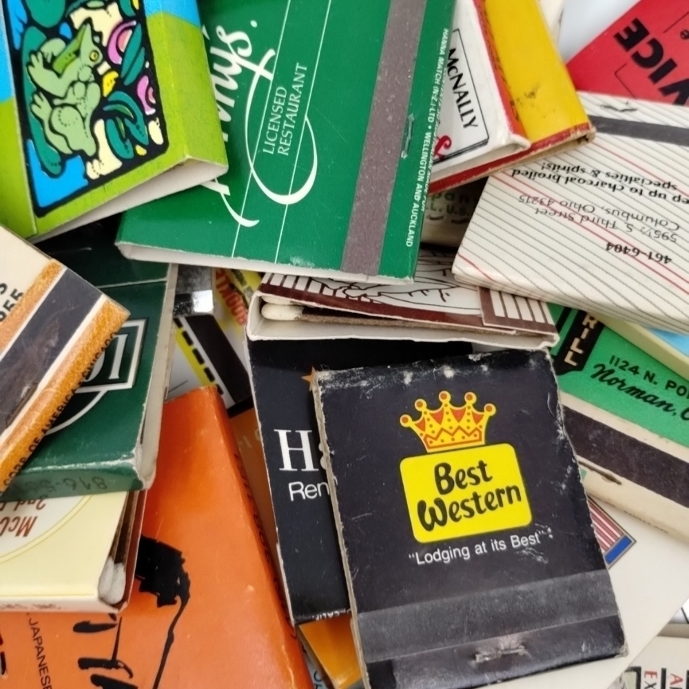 Lot Batch of 50 Vintage Matchbooks - Picture 5 of 6